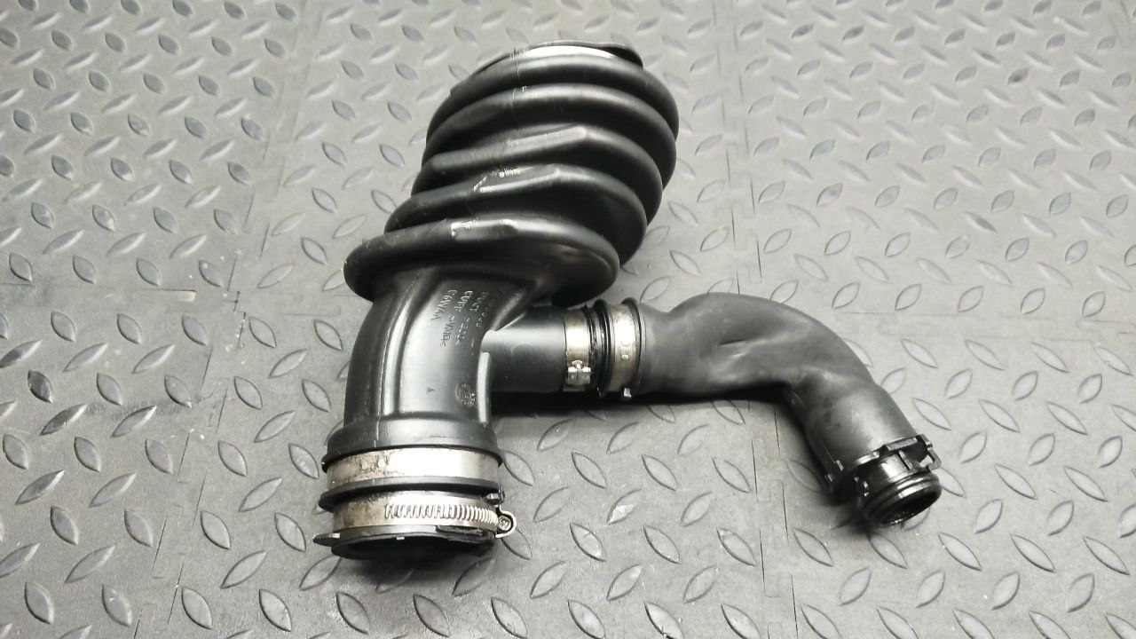 Патрубок воздушного фильтра Ford Focus/2 2004-2011