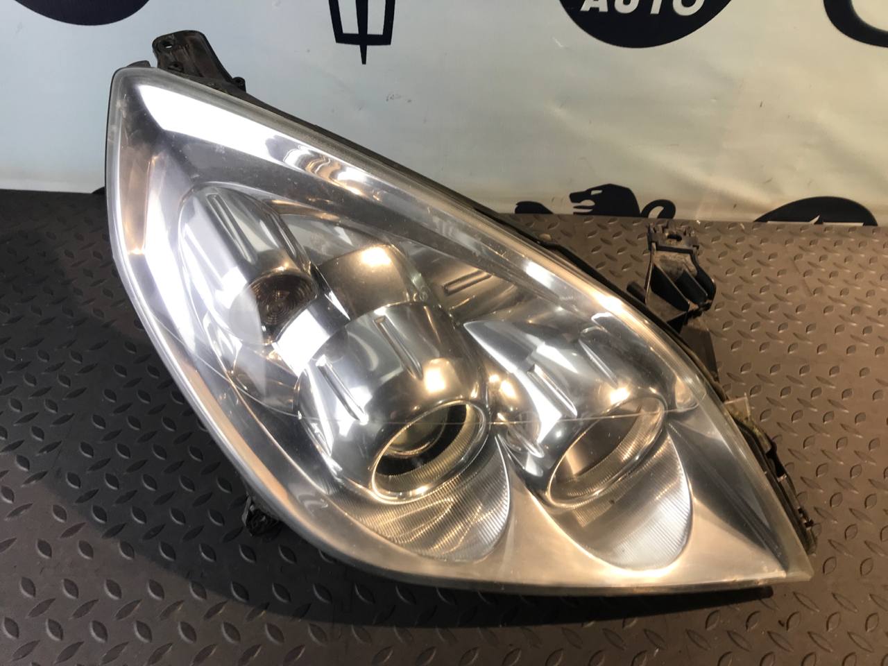 Фара правая Opel Vectra/C 2002-2008