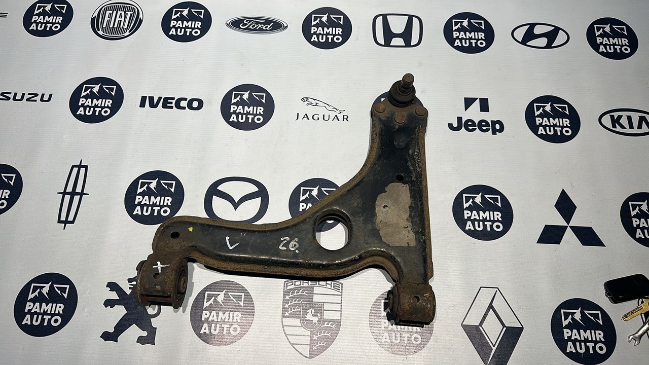 Рычаг передний левый Opel Astra/H 2004-2014