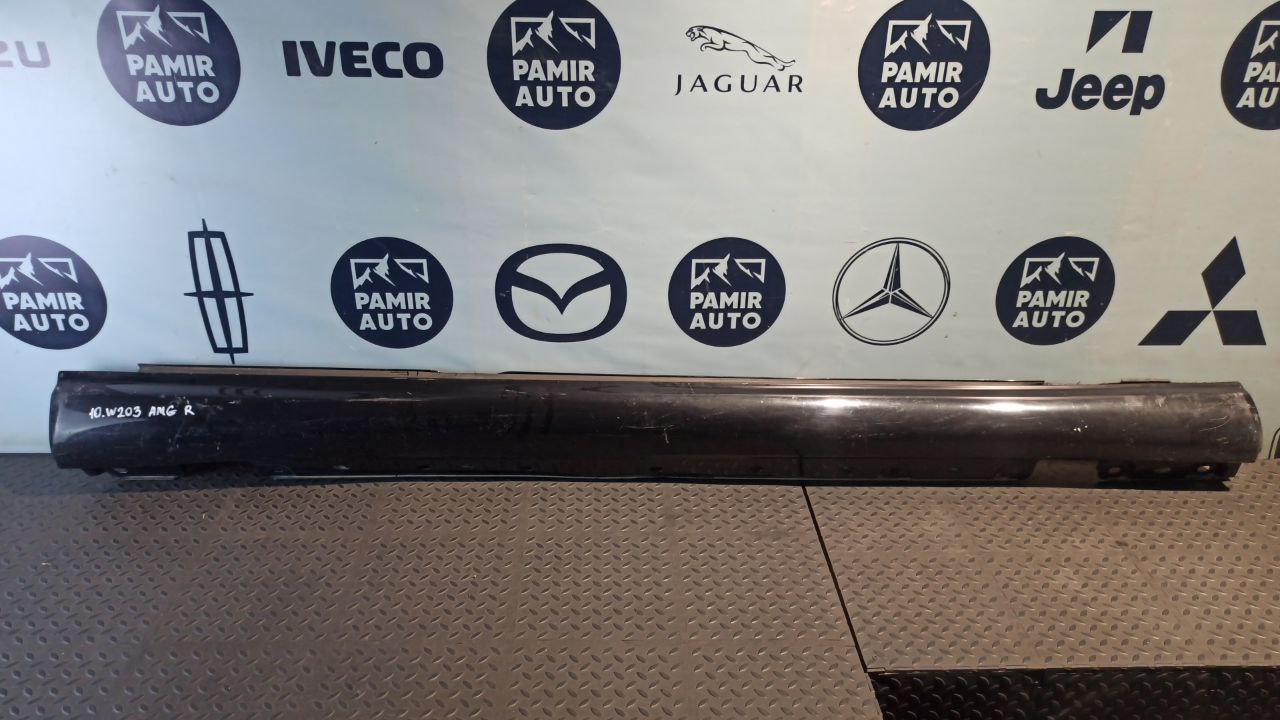 Накладка порога правая Mercedes C/W203 2000-2008