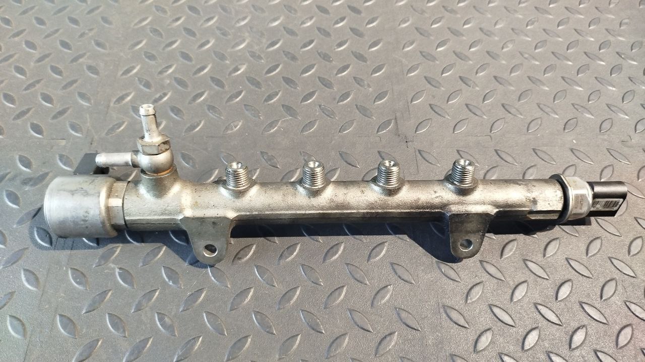 Рампа топливная Mercedes C/W204 2006-2015