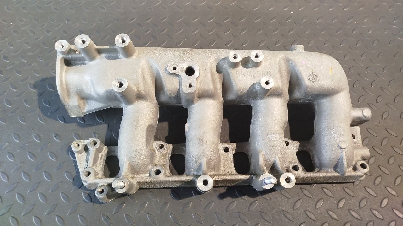 Коллектор впускной Opel Zafira/B 2005-2014