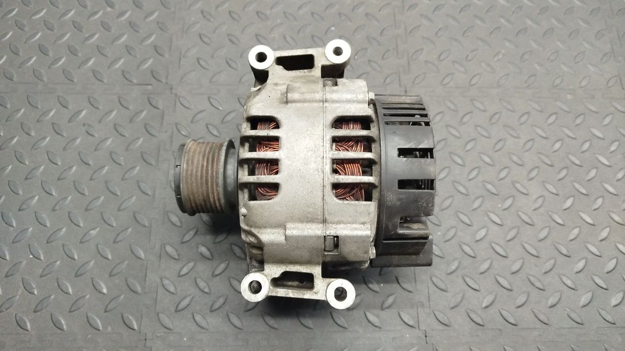 Генератор Mercedes C/W203 2000-2008