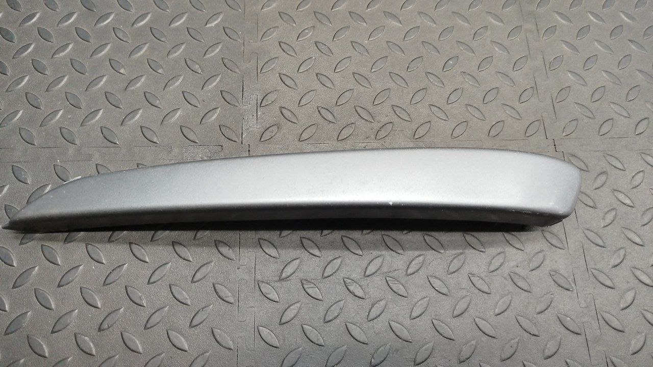 Накладка бампера передняя левая Opel Astra/H 2004-2014