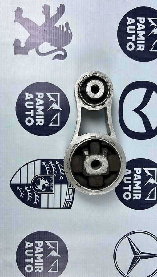 Опора двигателя Opel Vivaro/A 2001-2014