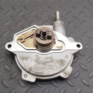 Насос вакуумный Mercedes C/W203 2000-2008