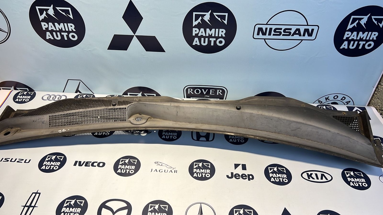 Решетка под лобовое стекло (Жабо) Opel Astra/H 2004-2014