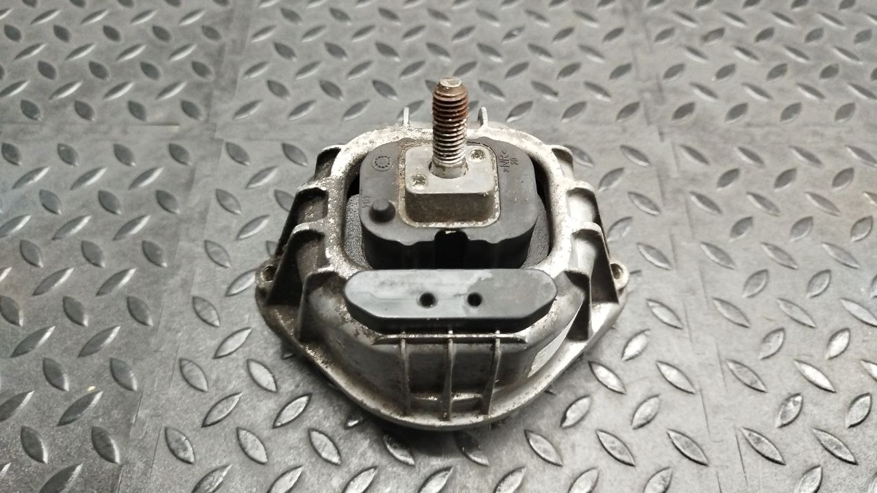 Опора двигателя BMW 3/E90 2004-2013