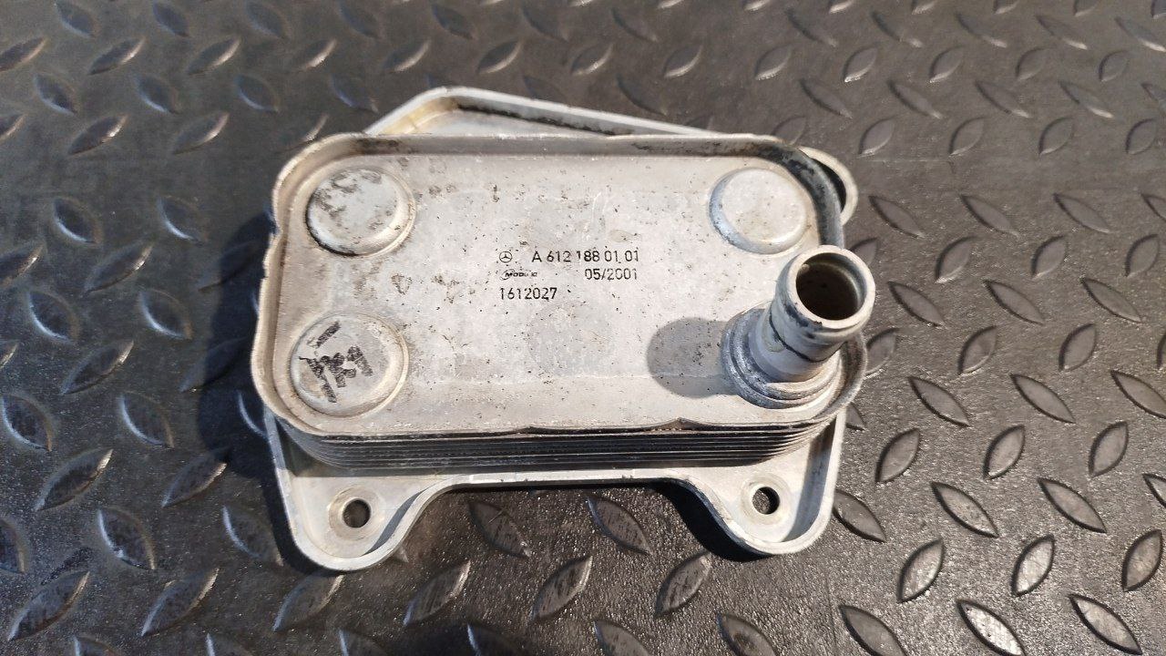 Радиатор масляный (Теплообменник) Mercedes C/W203 2000-2008