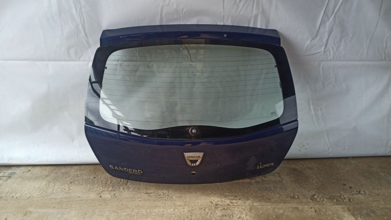 Дверь багажника Renault Sandero 2009-2014