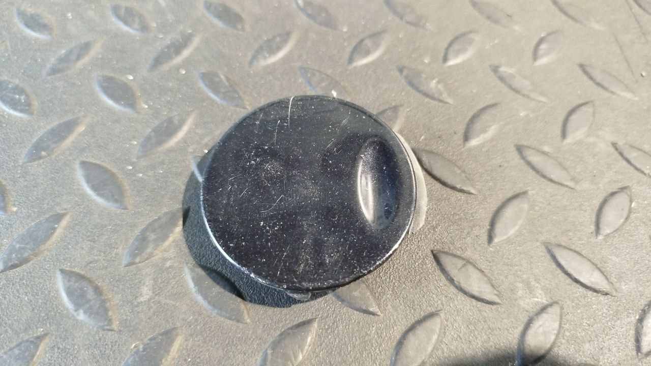 Крышка буксировочного крюка Opel Astra/H 2004-2014