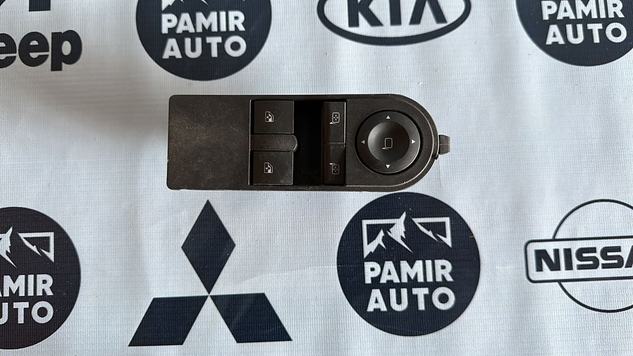 Блок управления стеклоподъемниками Opel Astra/H 2004-2014