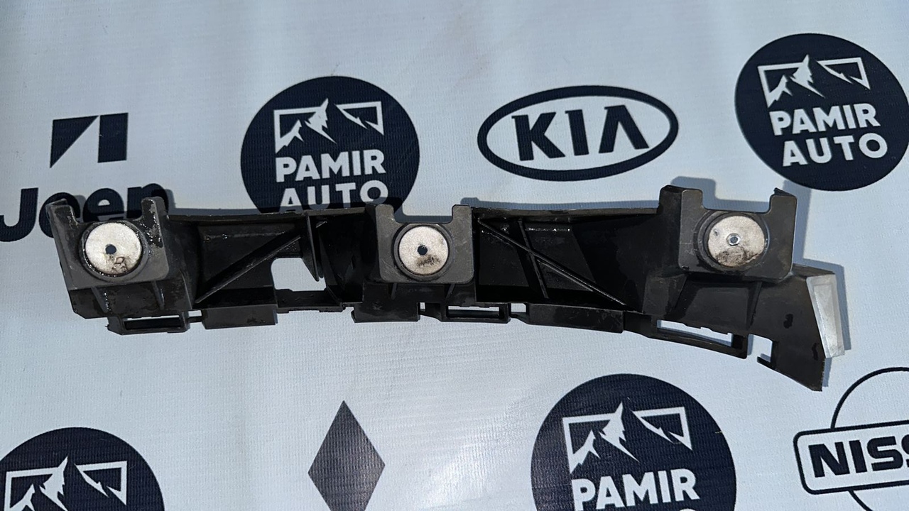 Кронштейн бампера задний правый Opel Astra/H 2004-2014