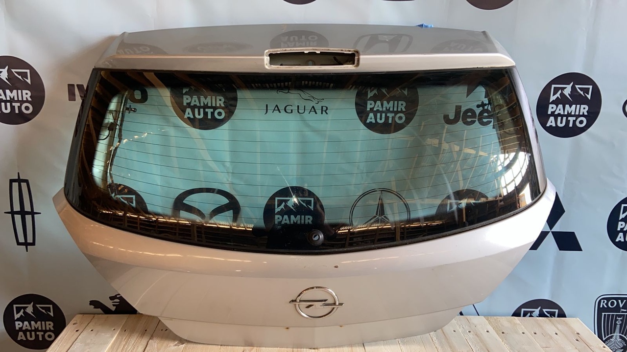 Дверь багажника Opel Astra/H 2004-2014