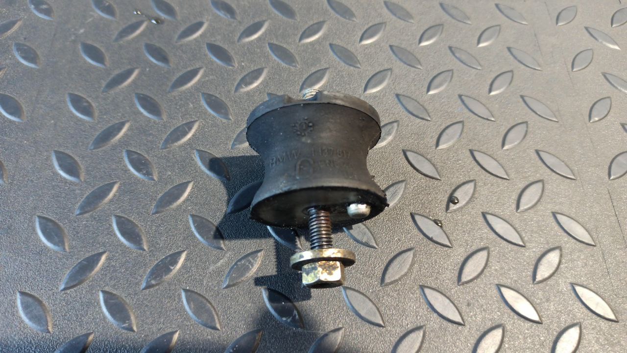 Опора КПП BMW 3/E46 1998-2007