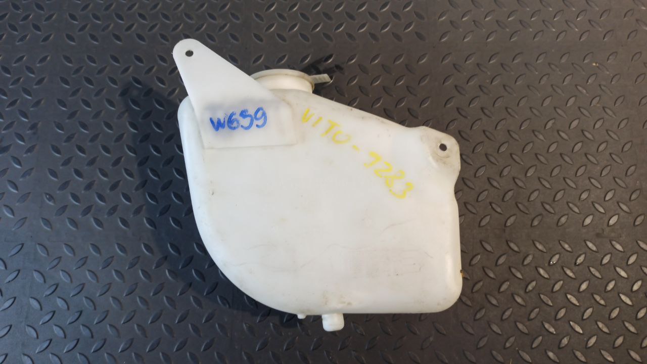 Бачок омывателя Mercedes Vito/W639 2003-2014