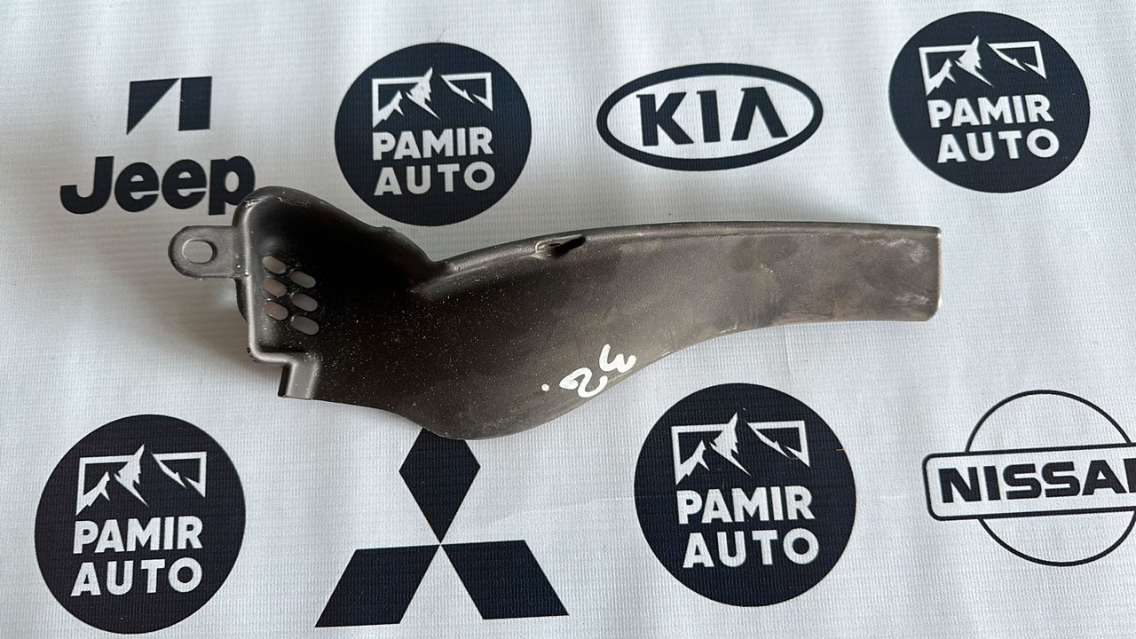 Решетка под лобовое стекло (Жабо) правая Opel Vivaro/A 2001-2014