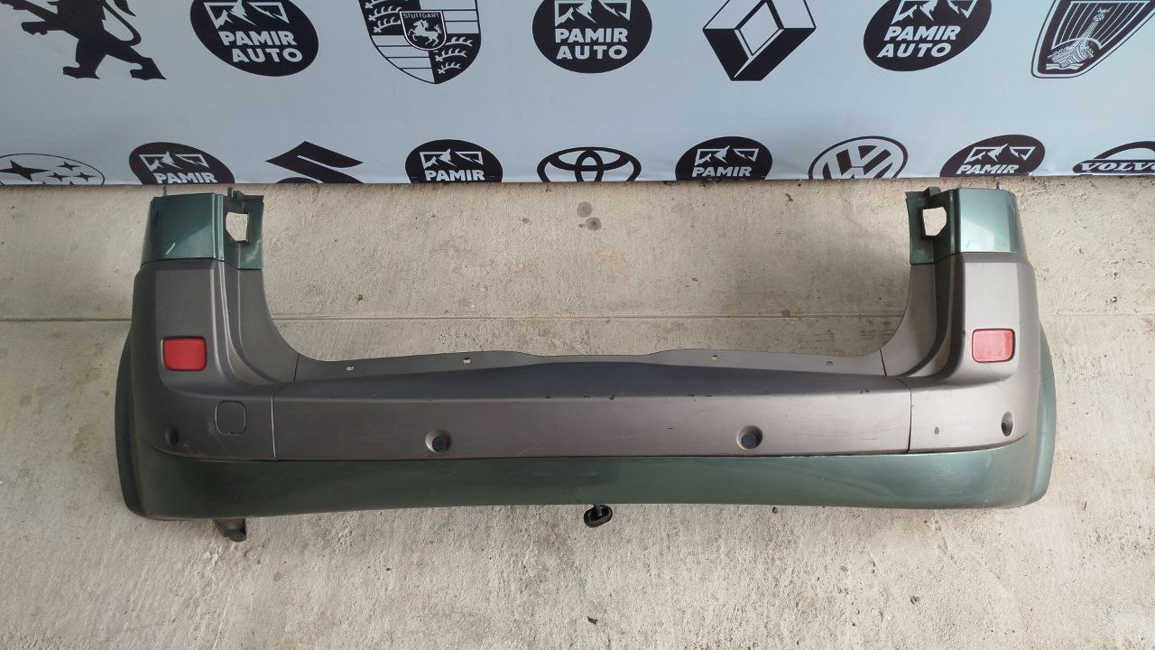 Бампер задний Renault Scenic/2 2003-2009