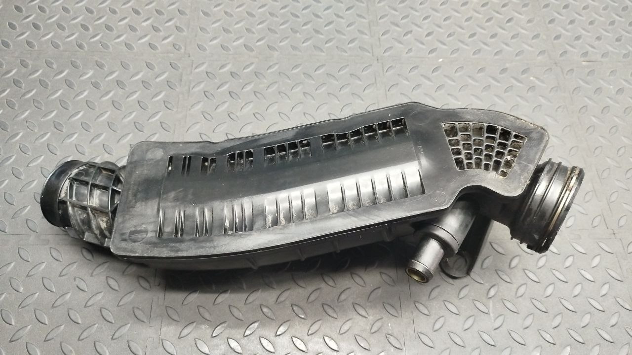 Патрубок интеркулера Mercedes C/W203 2000-2008