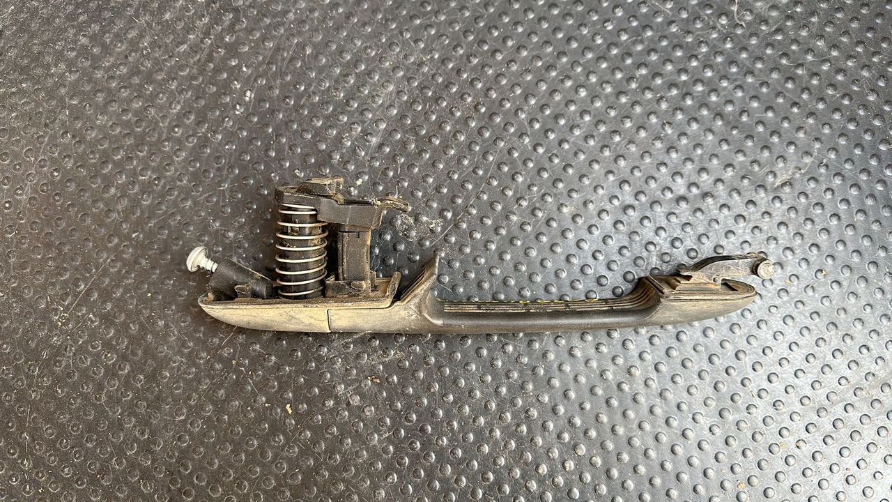 Ручка двери сдвижной Mercedes Vito/W638 1996-2003