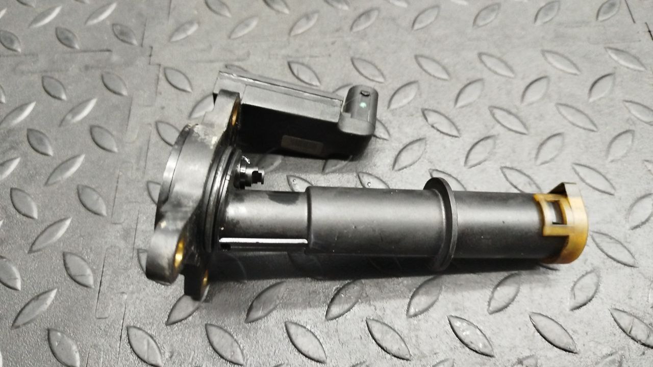 Датчик уровня масла Mercedes C/W202 1993-2001