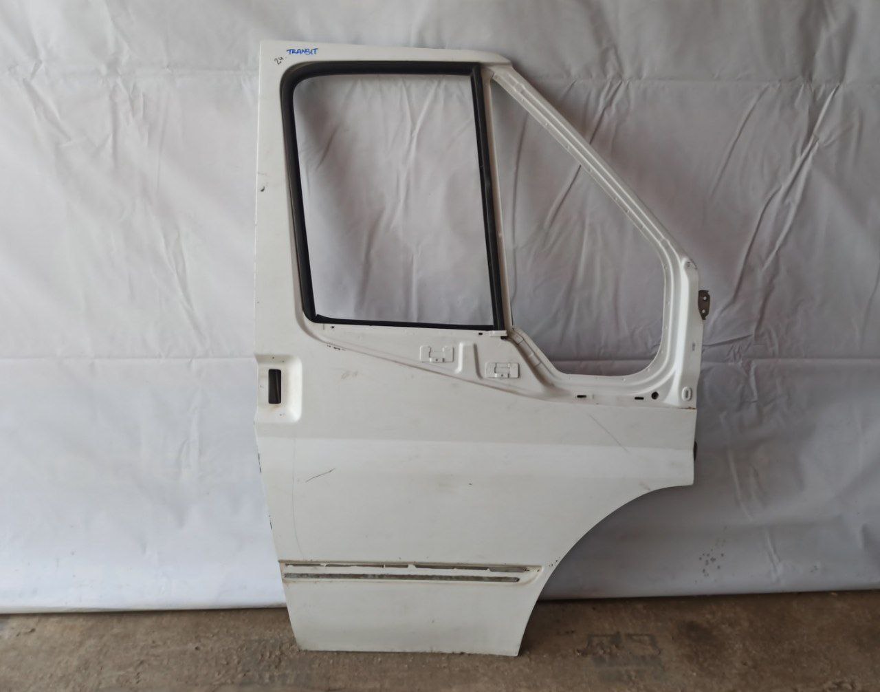 Дверь передняя правая Ford Transit 2006-2013