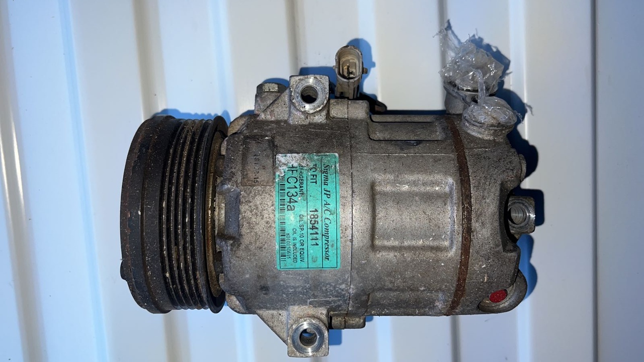 Компрессор кондиционера Opel Astra/H 2004-2014