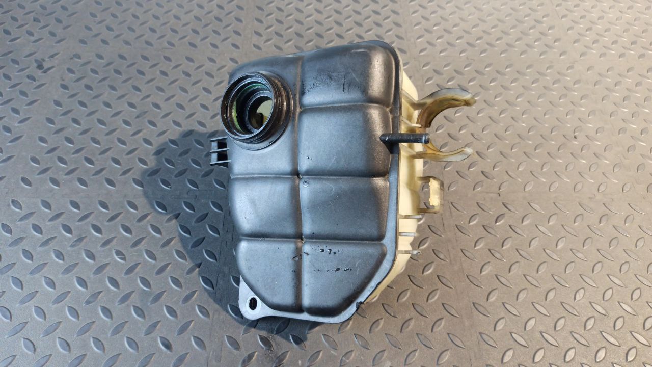 Бачок расширительный Mercedes C/W203 2000-2008