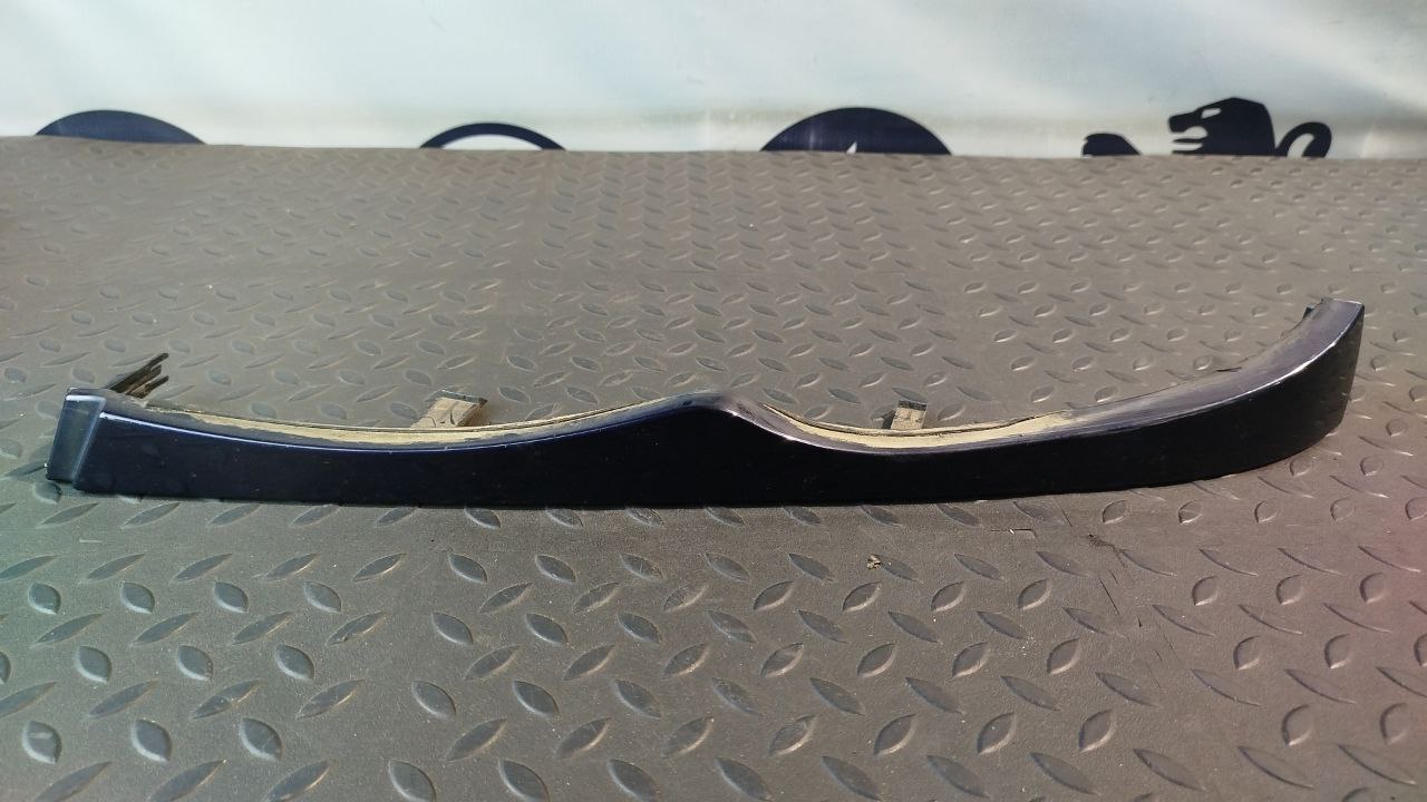 Планка под фару левая BMW 3/E46 1998-2007