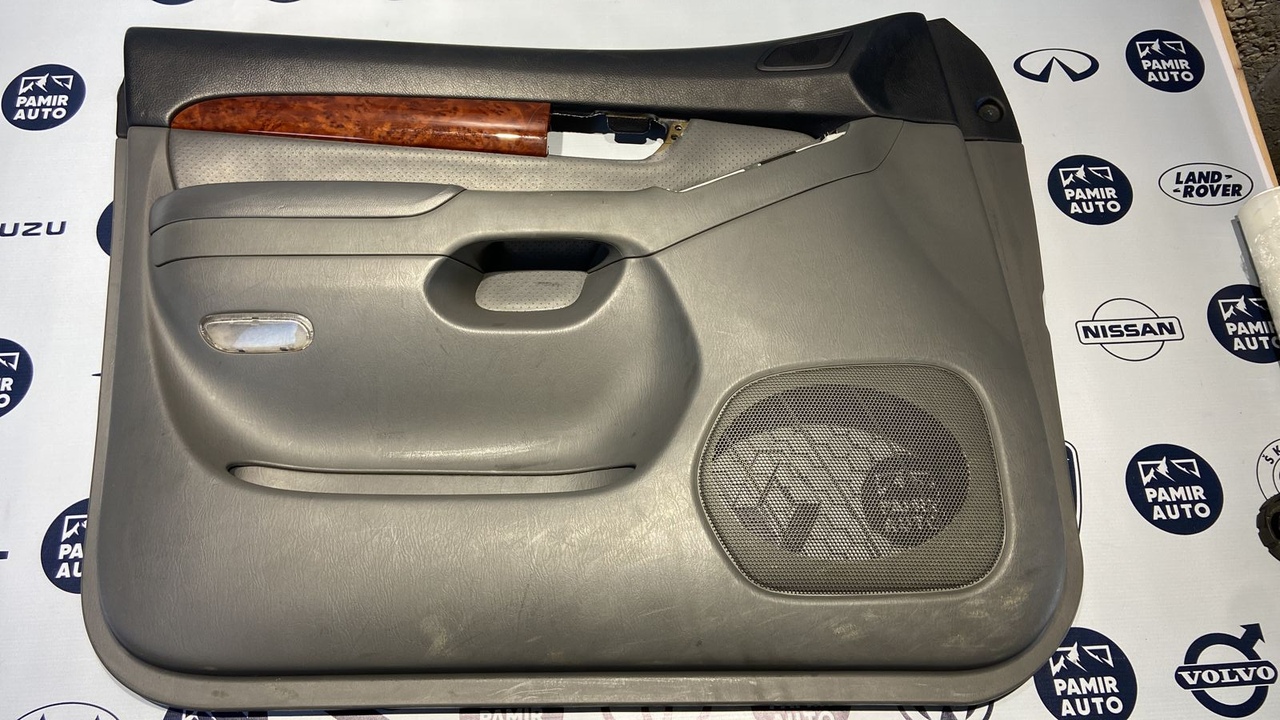 Обшивка двери передняя левая Toyota Land Cruiser Prado/120 2002-2009