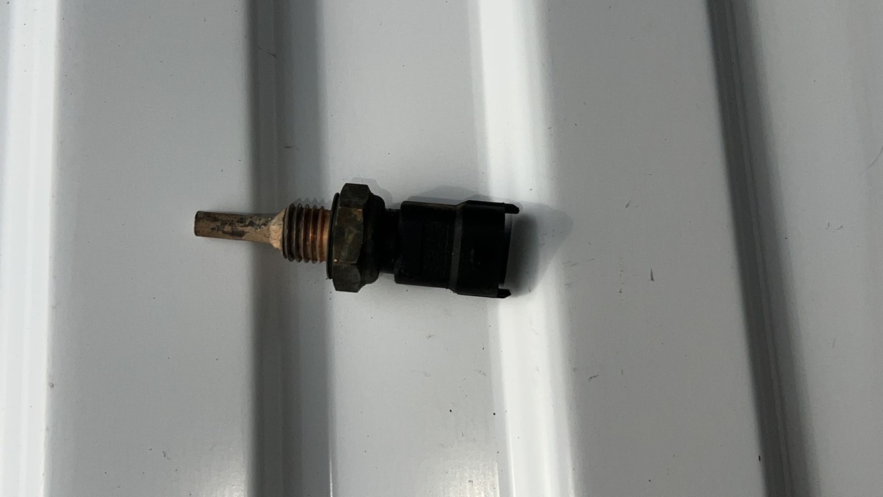 Датчик температуры ОЖ Opel Astra/H 2004-2014