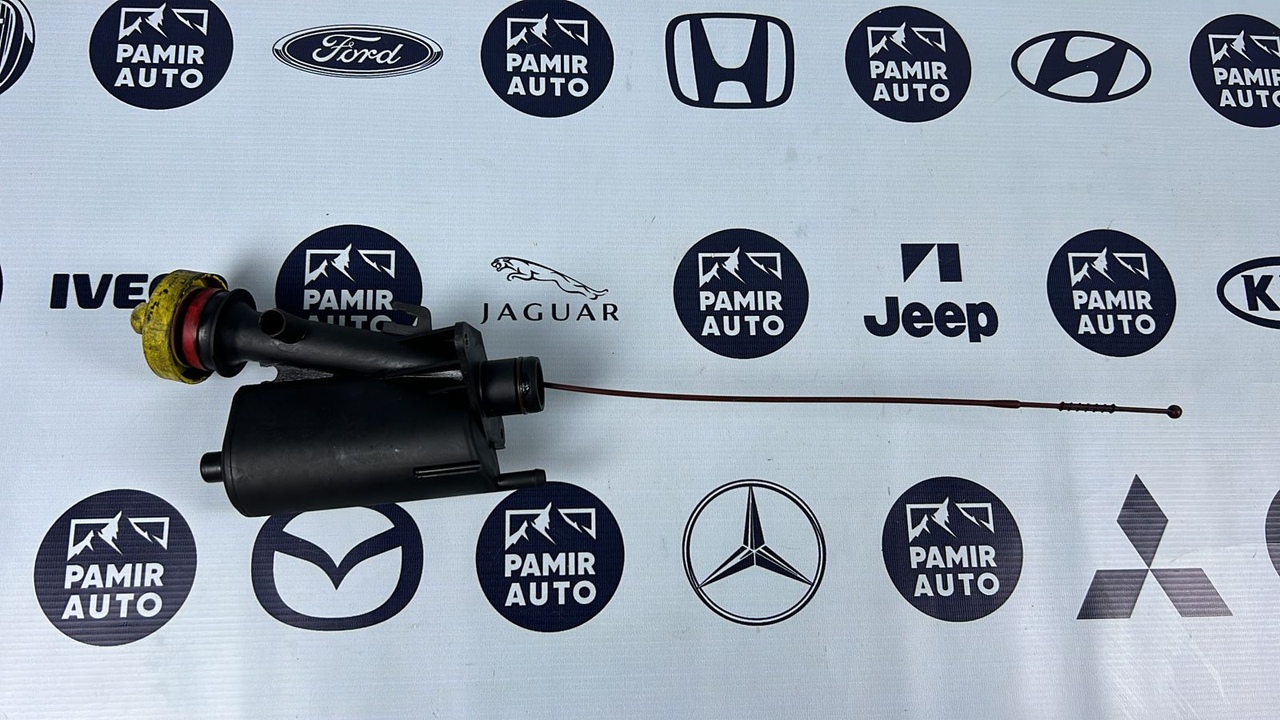 Горловина маслозаливная Opel Vivaro/A 2001-2014