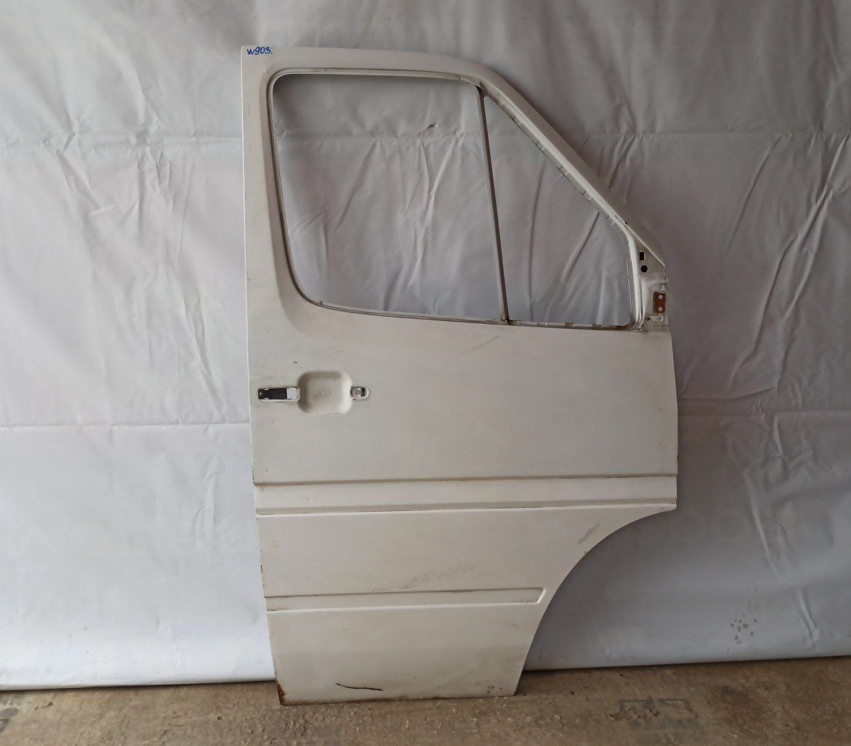 Дверь передняя правая Mercedes Sprinter/W901-W909 1995-н.в.
