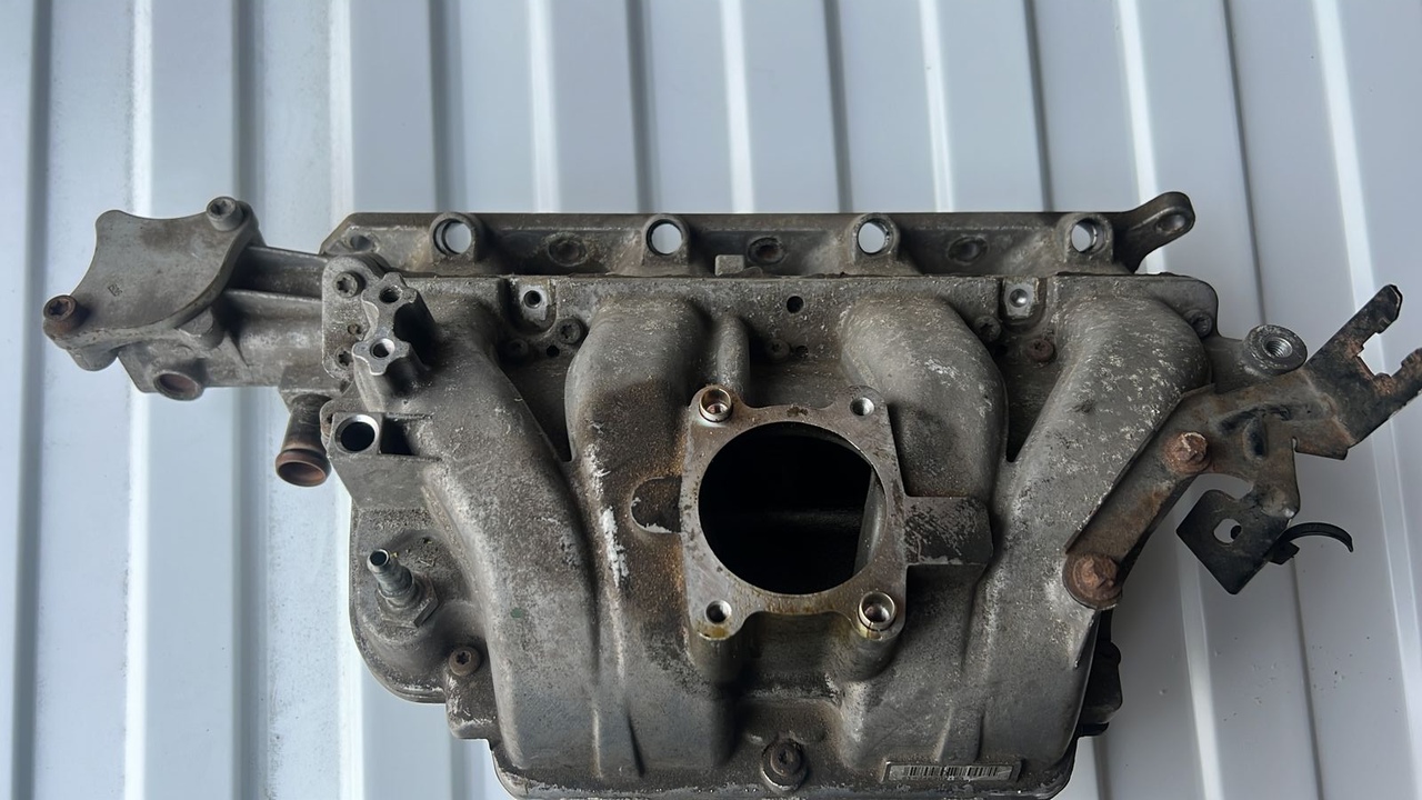 Коллектор впускной Opel Astra/H 2004-2014