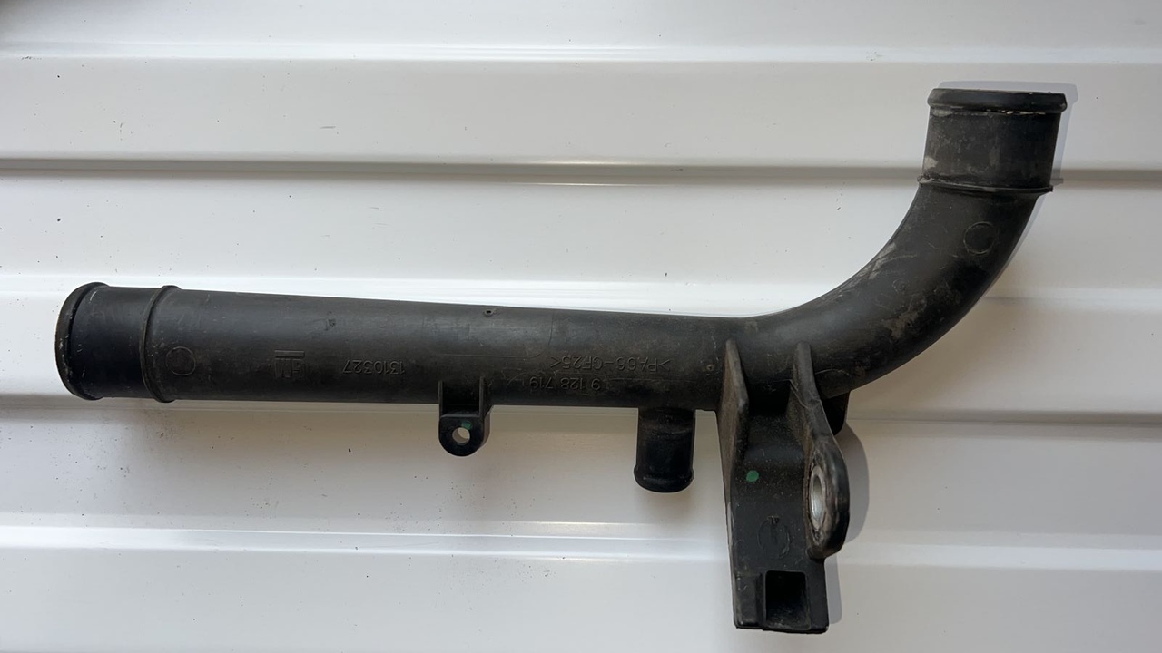 Трубка ОЖ Opel Astra/H 2004-2014