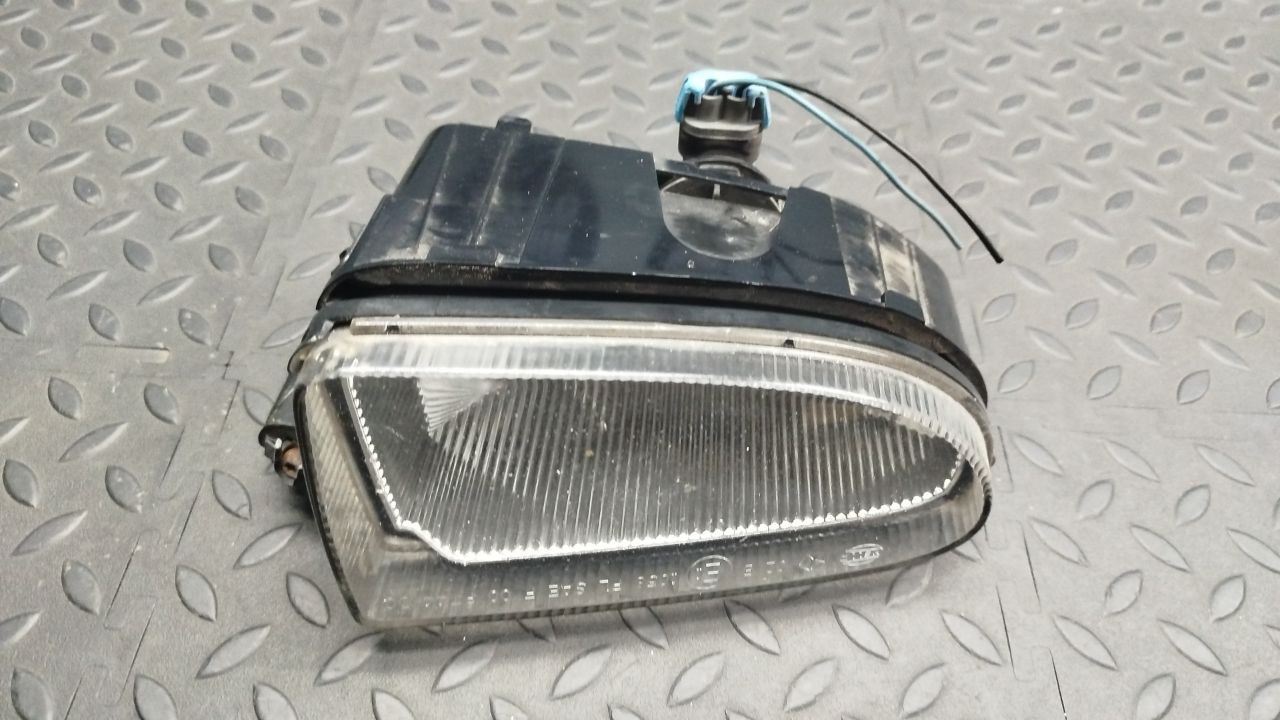 Фара противотуманная правая Chrysler PT Cruiser 2000-2010