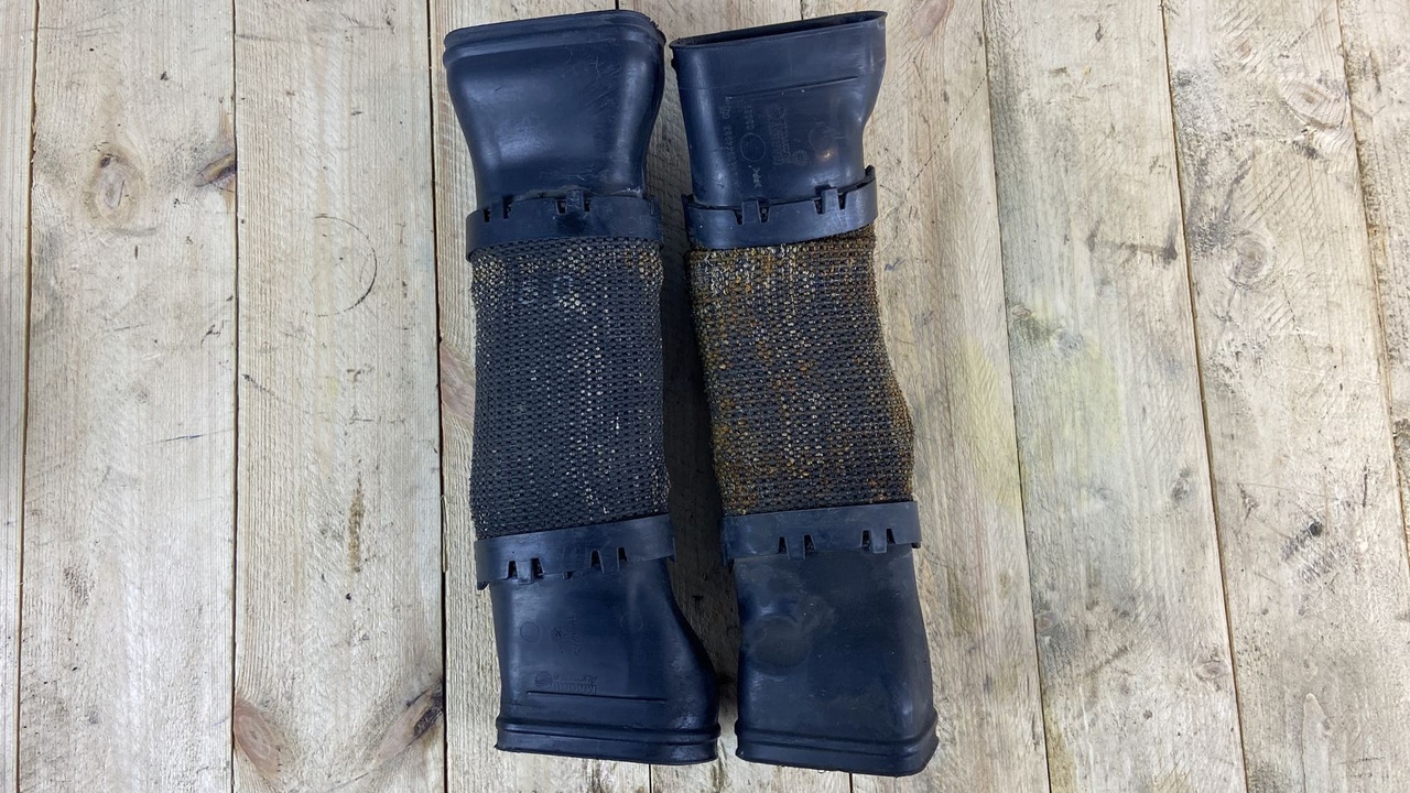 Патрубок воздушного фильтра Mercedes E/W211 2002-2009