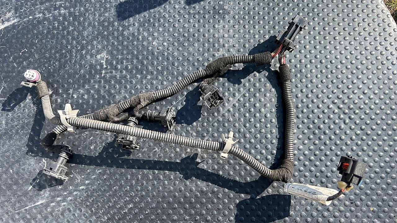 Проводка топливных форсунок Opel Astra/H 2004-2014