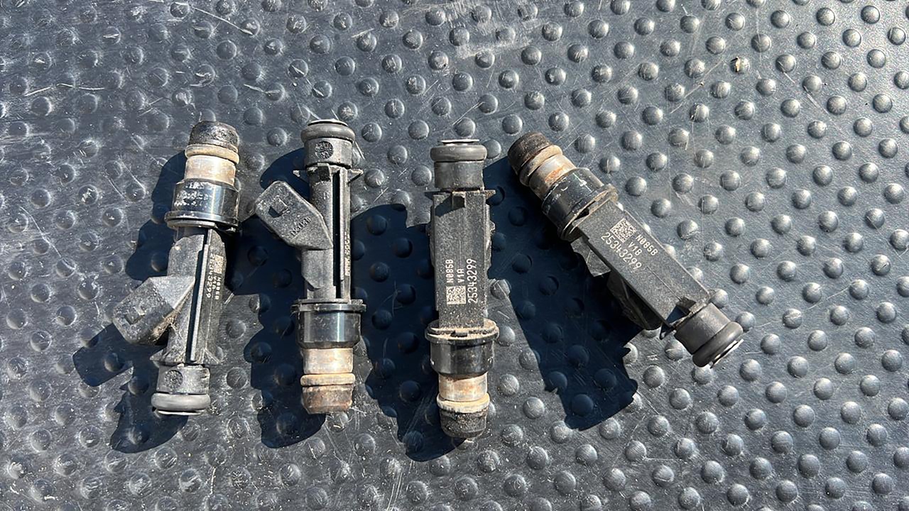 Форсунка бензиновая Opel Astra/H 2004-2014