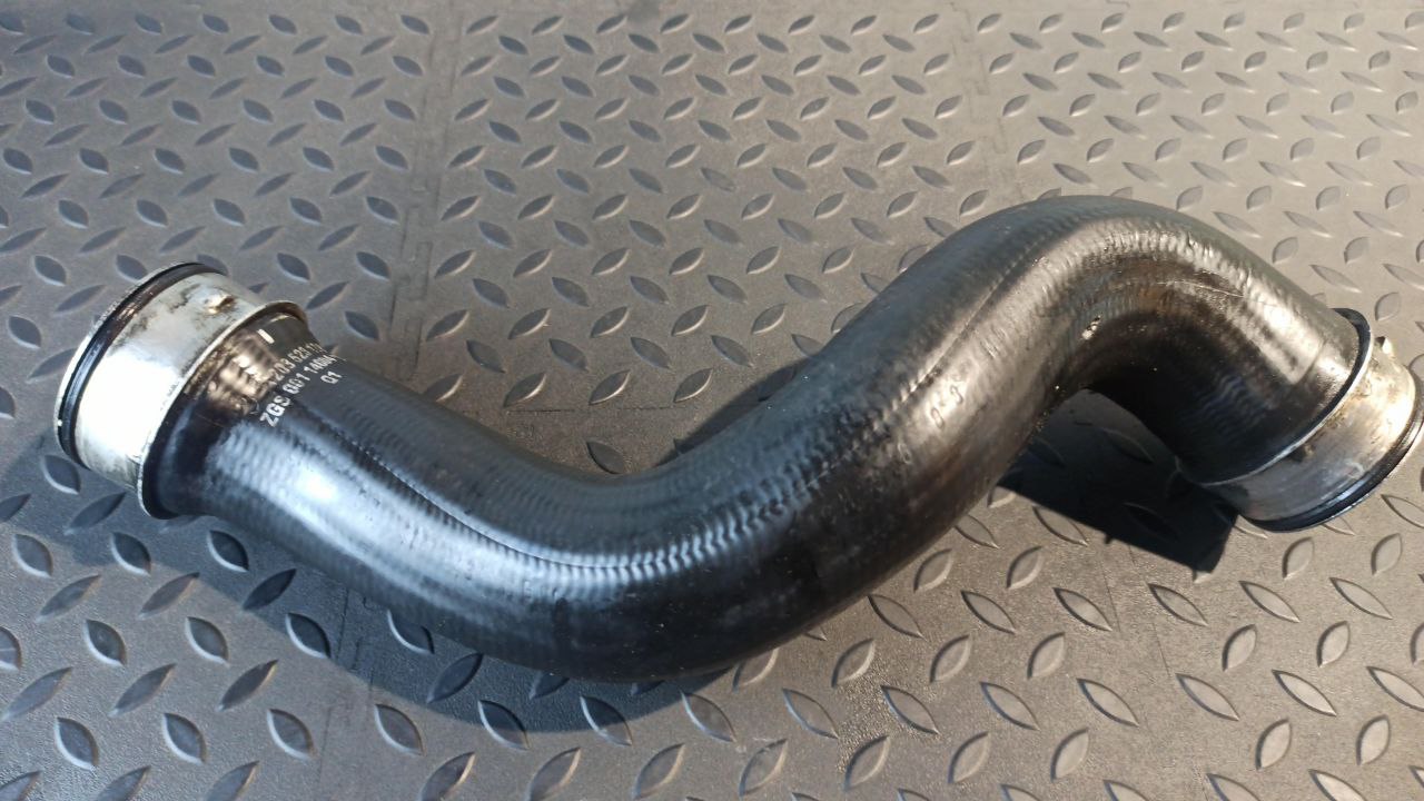 Патрубок интеркулера Mercedes C/W203 2000-2008