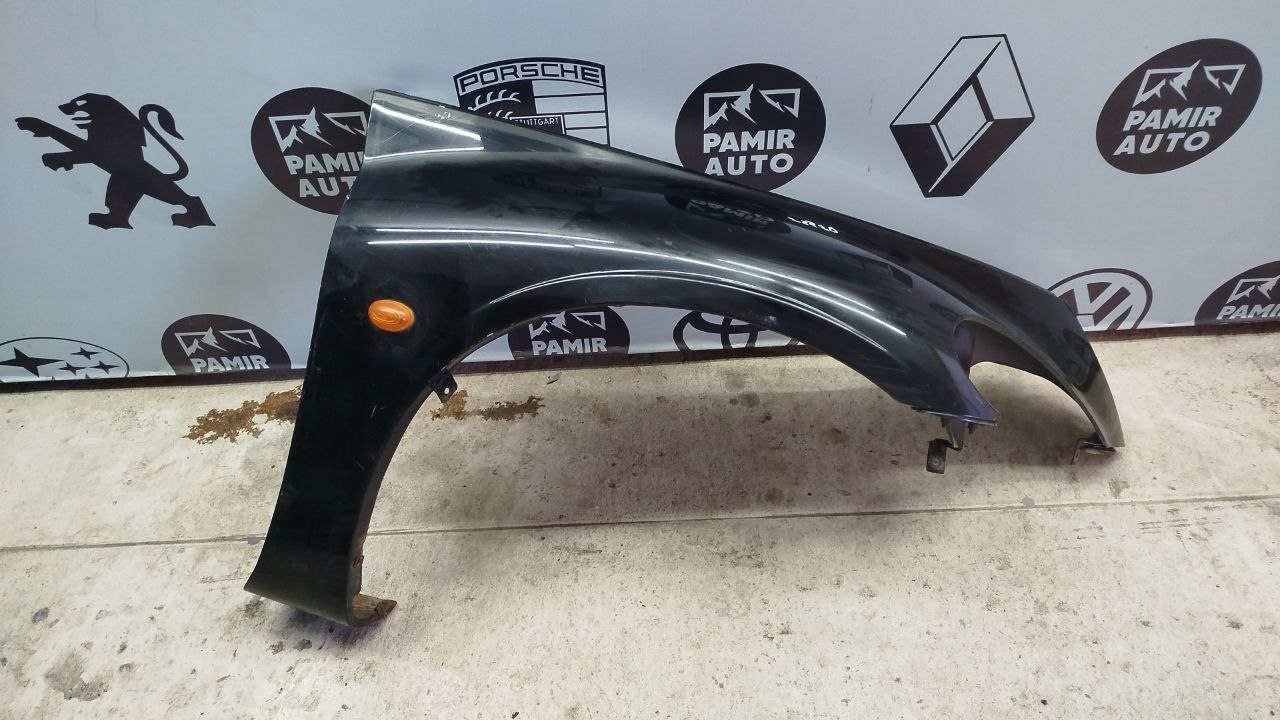 Крыло переднее правое Chrysler PT Cruiser 2000-2010