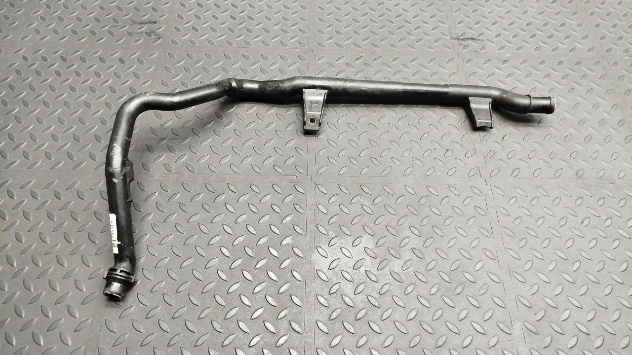 Трубка ОЖ BMW 3/E90 2004-2013
