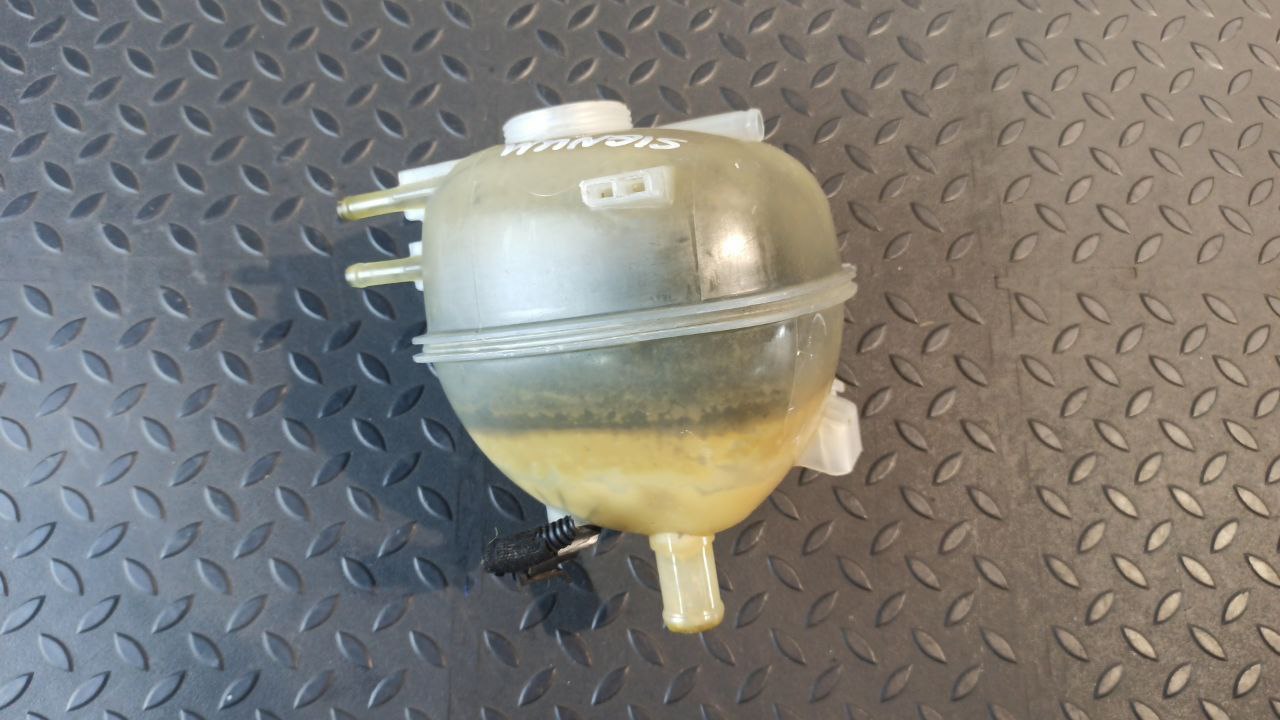 Бачок расширительный Opel Signum 2003-2008