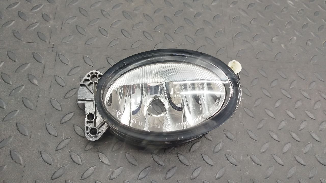 Фара противотуманная левая Mercedes M/W164 2005-2011