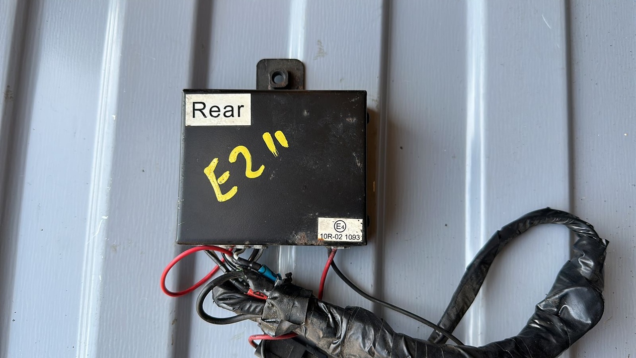 Блок управления парктроником Mercedes E/W211 2002-2009