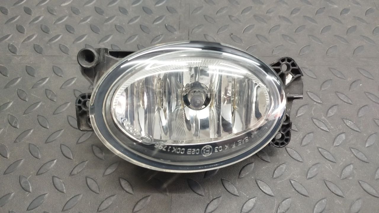 Фара противотуманная правая Mercedes M/W164 2005-2011
