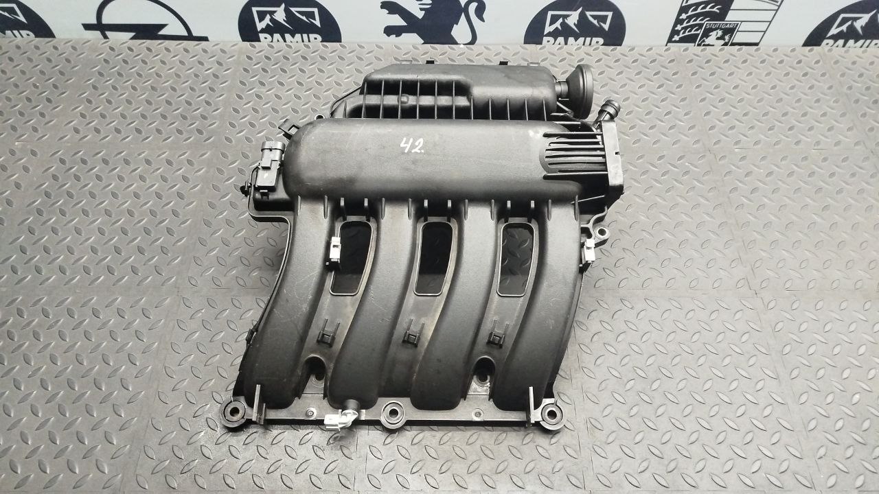 Коллектор впускной Renault Scenic/2 2003-2009