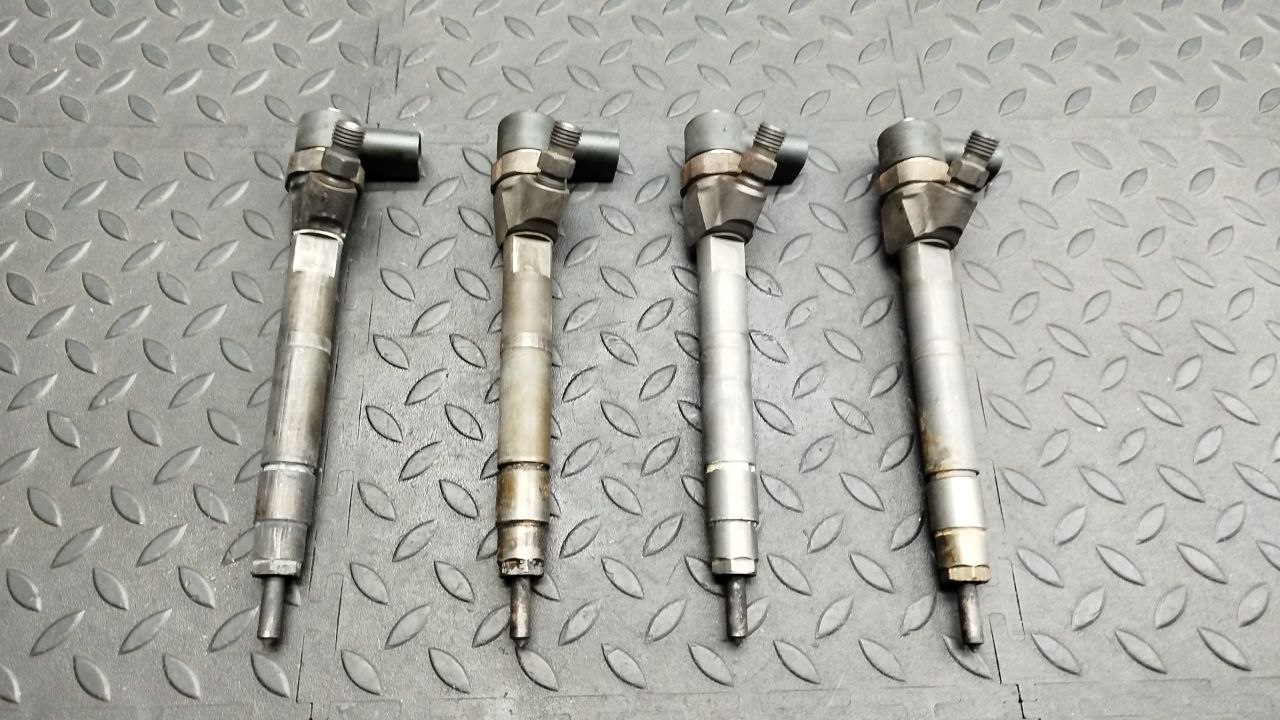 Форсунка дизельная Mercedes C/W202 1993-2001