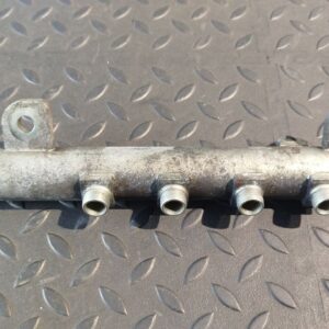 Рампа топливная Opel Zafira/B 2005-2014