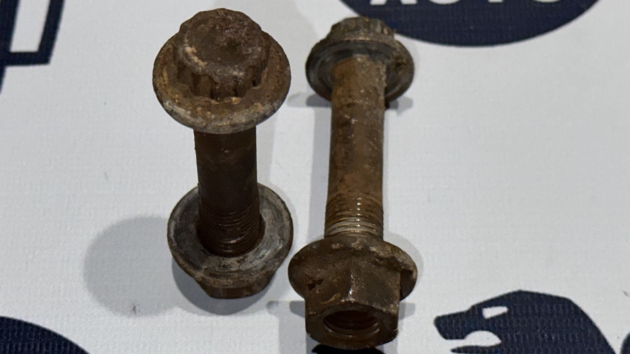 Болт подвески передний Mercedes Vito/W638 1996-2003